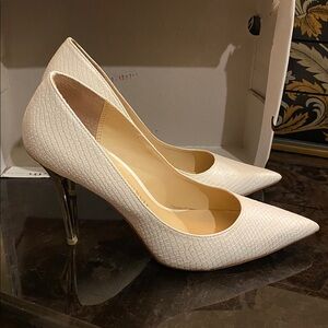 Rock & Republic White Heels